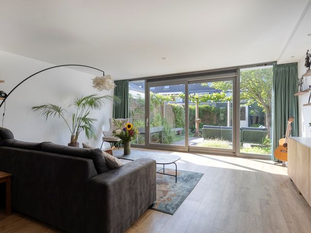 Dijkwacht 104, Leiderdorp