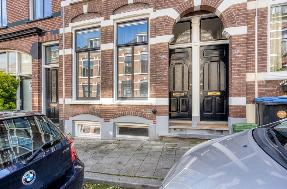 Verhuellstraat 33