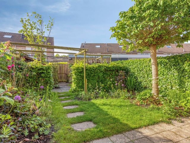 Vosbergen 12, Zwijndrecht