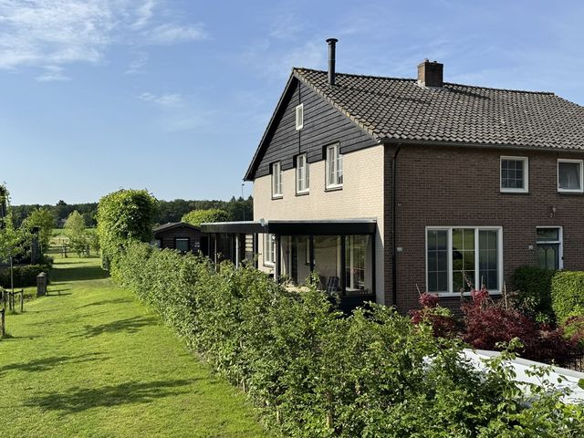 Eerbeekseweg 132, Loenen
