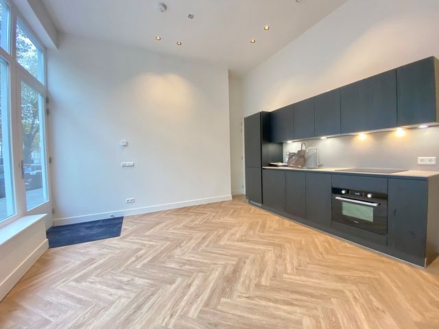 's-Gravendijkwal 132B, Rotterdam