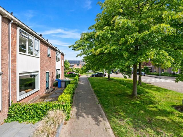 Huis te Veldelaan 49, Maasland