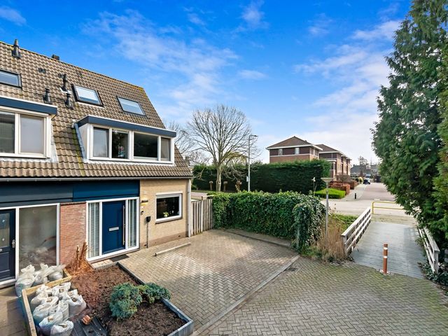 Hondsdraf 17, Maasland