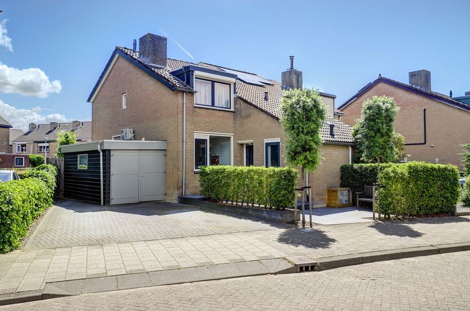 Plevierstraat 1