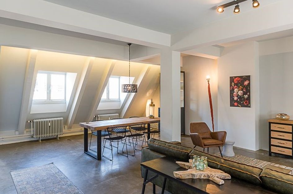 Leeuwenstraat 15B04