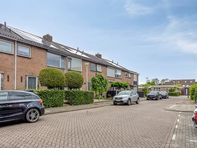 Koningin Wilhelminastr 10, Meerkerk