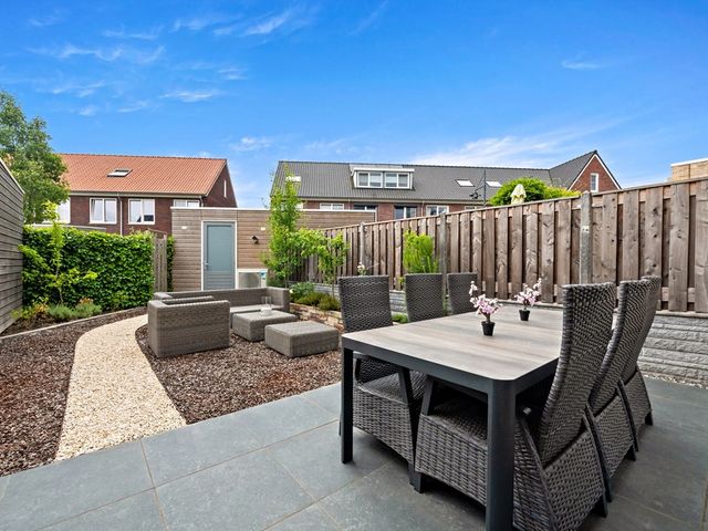 Onderling 40, Maassluis