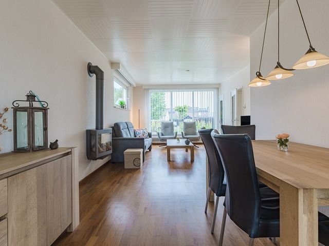 Jan Petersstraat 8, Roosteren