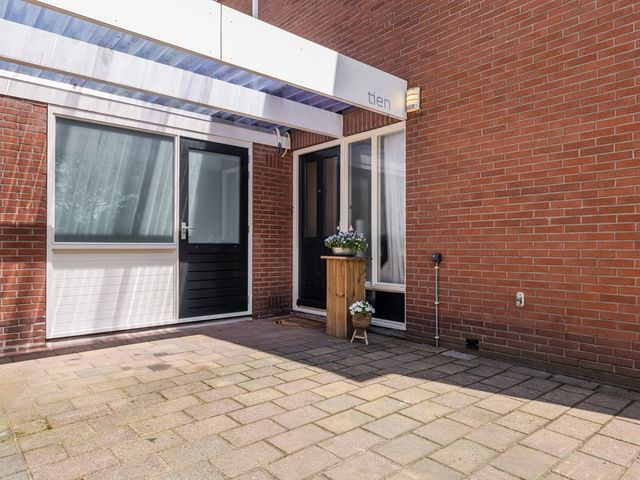 De Wedde 10, Stadskanaal