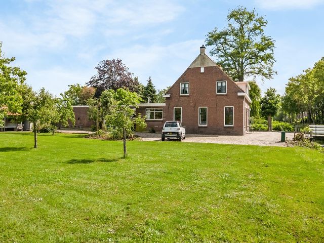 Loosdorp 32, Leerdam