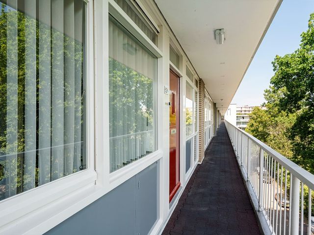 Leyweg 52A, 's-Gravenhage