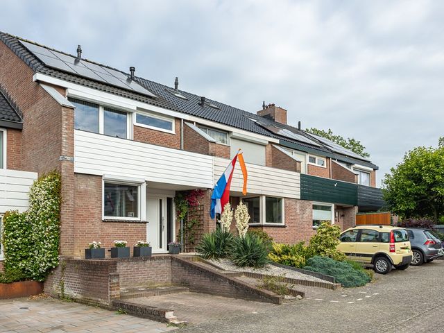 Helfrichstraat 8, Groesbeek