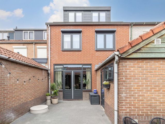Rembrandt van Rijnstraat 29, Bunschoten-Spakenburg