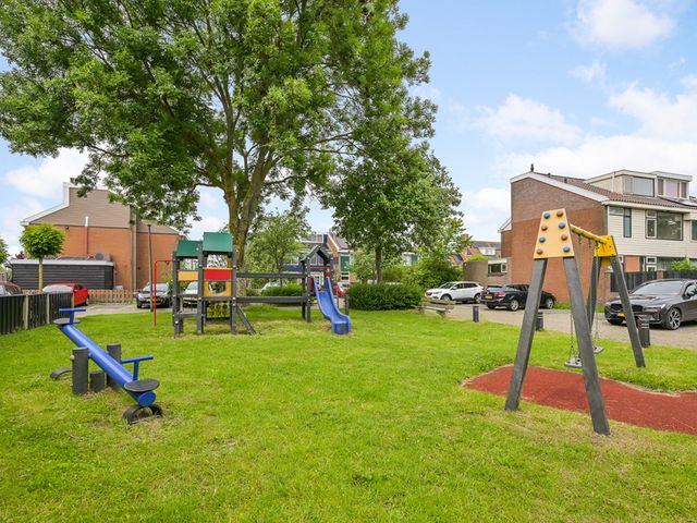 Kemphaanstraat 2, Uitgeest