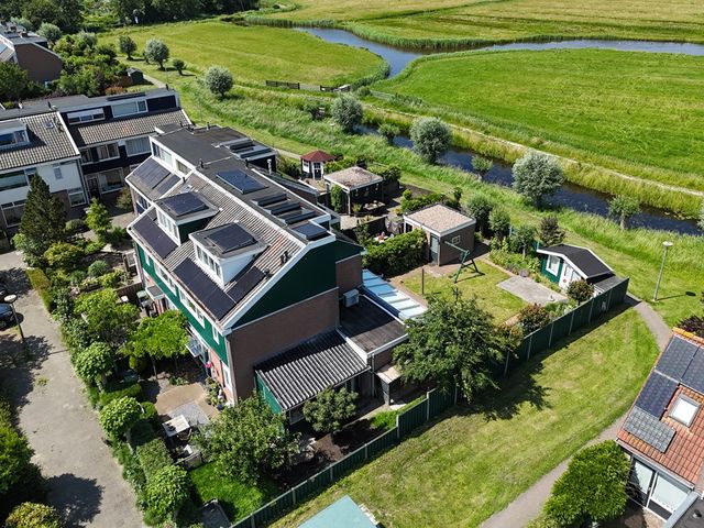 Kemphaanstraat 2, Uitgeest