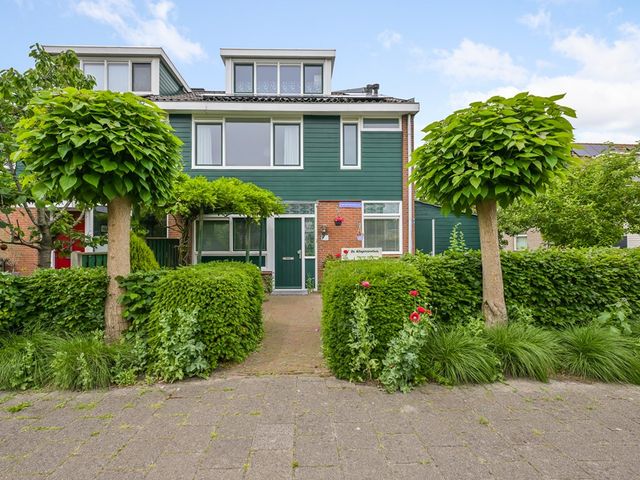 Kemphaanstraat 2, Uitgeest