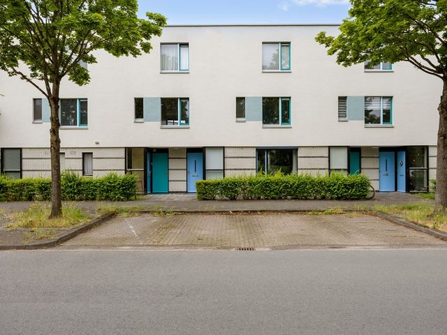 J.M. den Uylstraat 221, Groningen