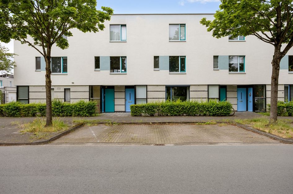 J.M. den Uylstraat 221