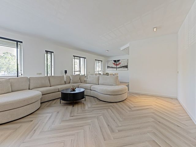 Open Hof 53, Zeewolde