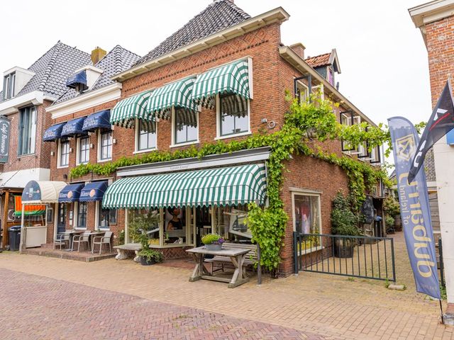 Markt 15, Makkum