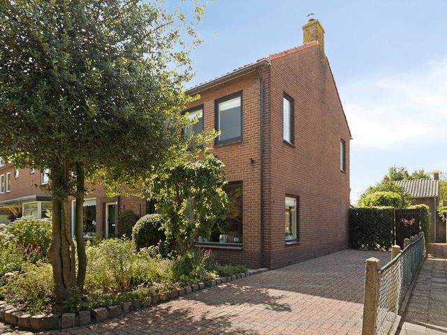Stadsgracht 27, Bunschoten-Spakenburg