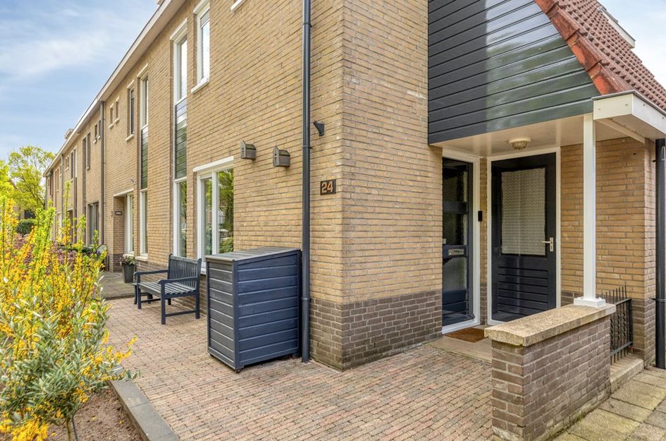 De Voorposten 24