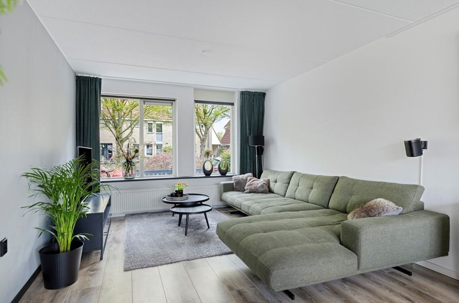 De Voorposten 24