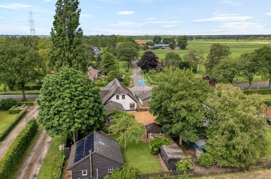 Hoogeveenseweg 21