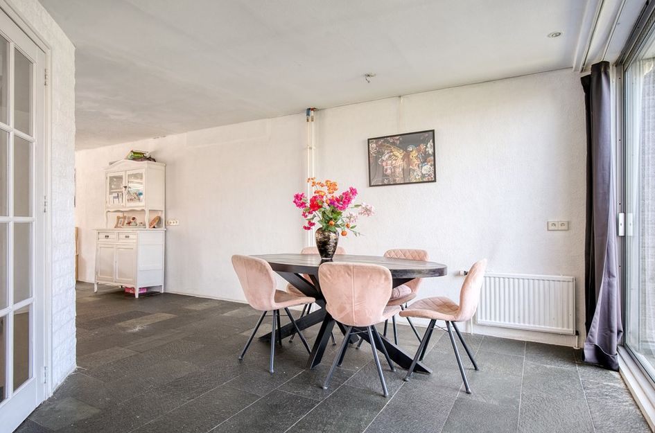 Damstraat 38