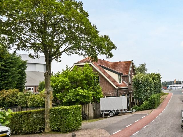 Kromme Gat 27, Hardinxveld-Giessendam