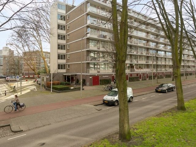 Volendamlaan , 's-Gravenhage