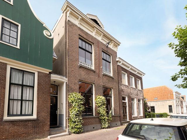 Rechtestraat 72, De Rijp