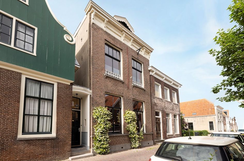 Rechtestraat 72