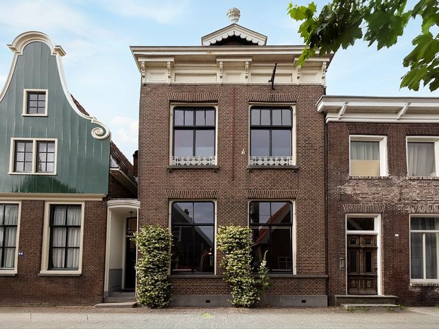 Rechtestraat 72, De Rijp