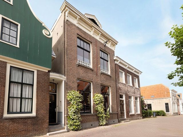 Rechtestraat 72, De Rijp