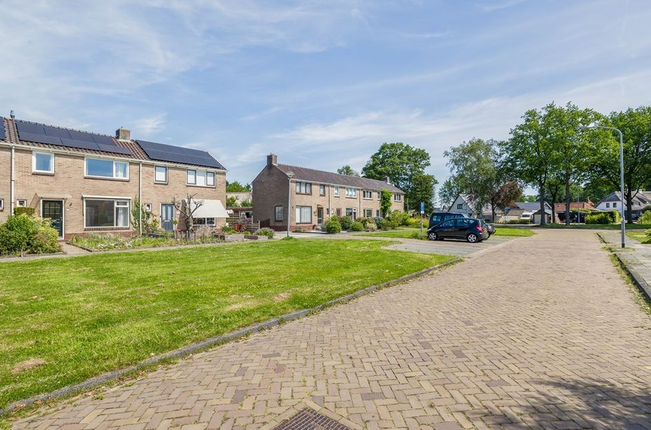 Burg van Wageningenlaan 11