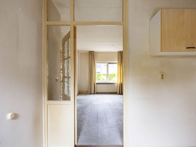 Irenestraat 6, Sebaldeburen