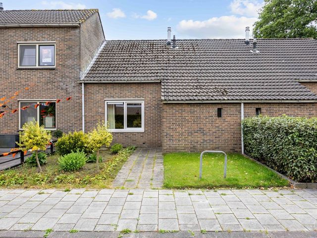 Irenestraat 6, Sebaldeburen