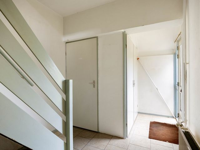 Irenestraat 6, Sebaldeburen