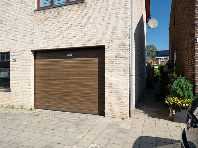 Resedastraat 15, Enschede