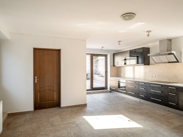 Resedastraat 15, Enschede