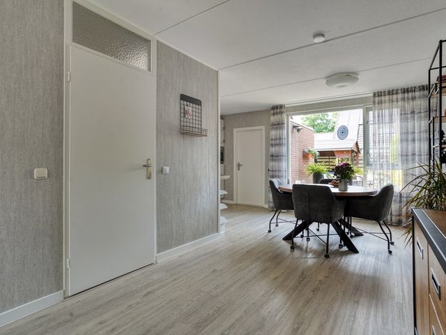 Ganzebloem 9, Hardenberg