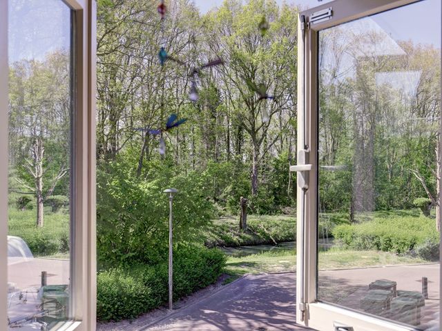 Zonnebloemlaan 15, 's-Gravendeel