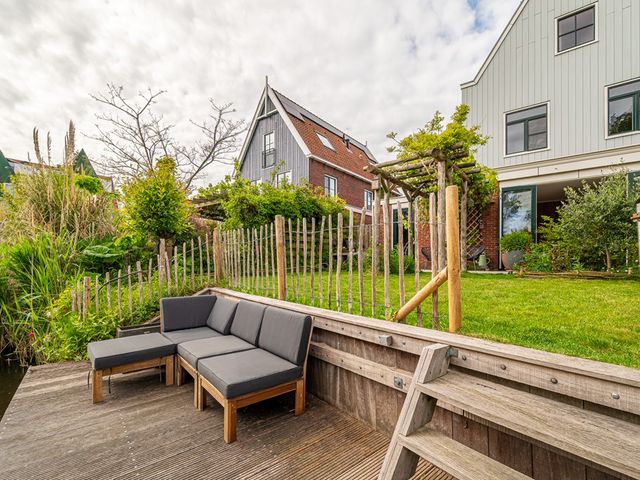 Zuiderzeelaan 27, Landsmeer