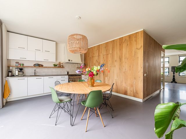 Zuiderzeelaan 27, Landsmeer