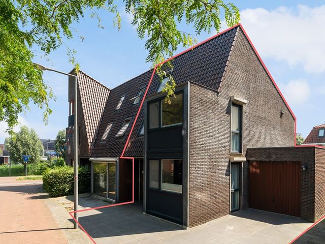 Piet Krollaan 37, 's-Gravenhage