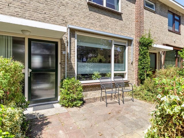 Beatrixstraat 5, Leiderdorp