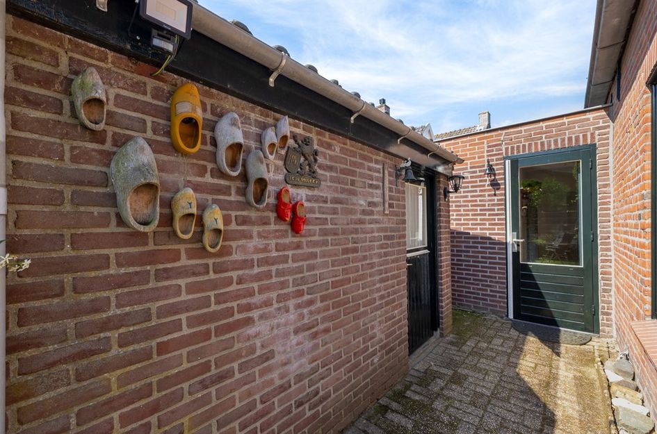 Dorpstraat 1