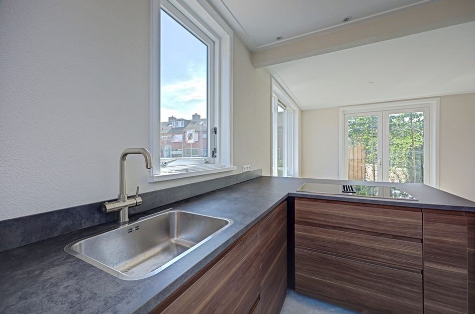 Pastoor Gribnaustraat 6