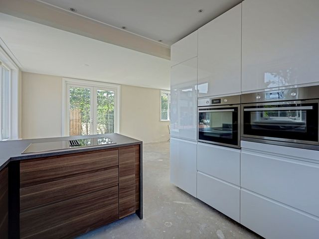 Pastoor Gribnaustraat 6, Giesbeek